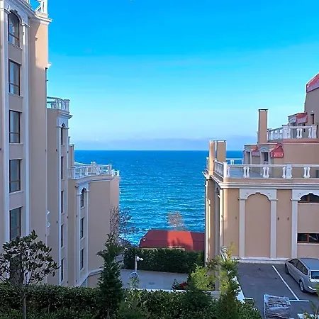 Luxurious And Panoramic At The Beach. Βάρνα