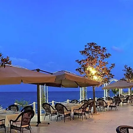 Luxurious And Panoramic At The Beach. فندق فارنا