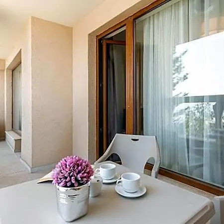 Luxurious And Panoramic At The Beach.