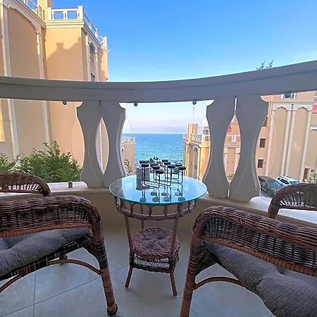Luxurious And Panoramic At The Beach. فندق