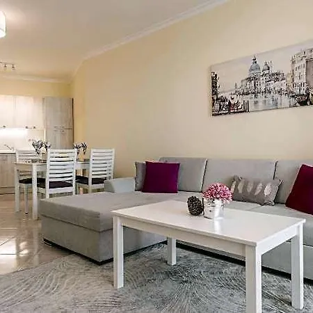 Luxurious And Panoramic At The Beach. فارنا